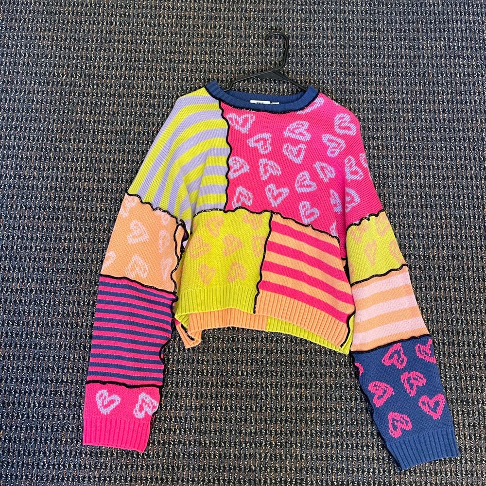 The Ragged Priest sweater size small